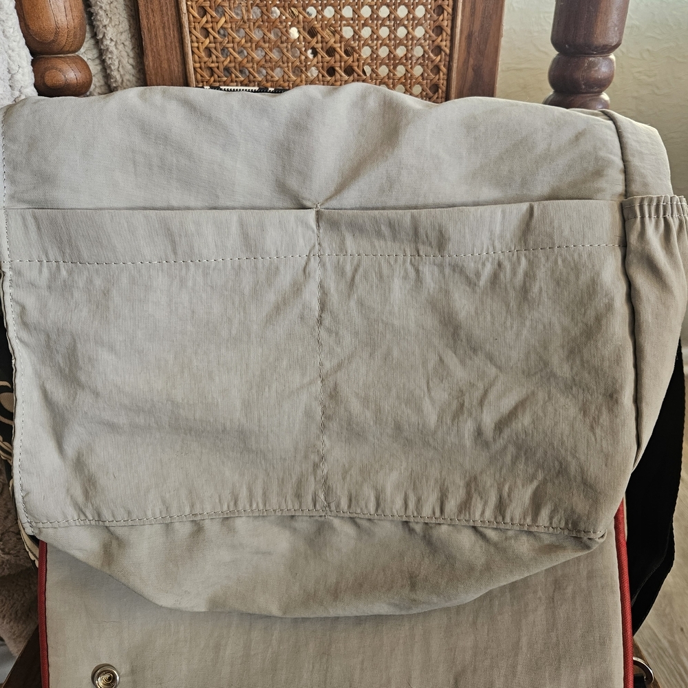PETUNIA PICKLEBOTTOM DIAPER BAG - Picture 8 of 8